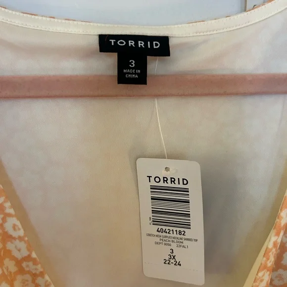 Torrid Peach Floral Blouse - Picture 2 of 5
